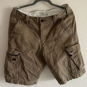 Abercrombie and Fitch men’s shorts in tan color
